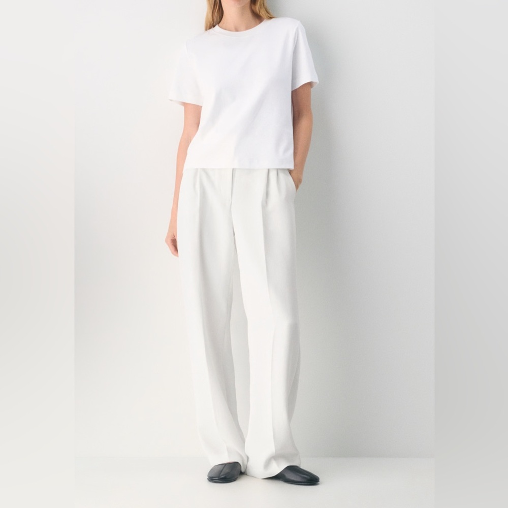 Aritzia Effortless Pants